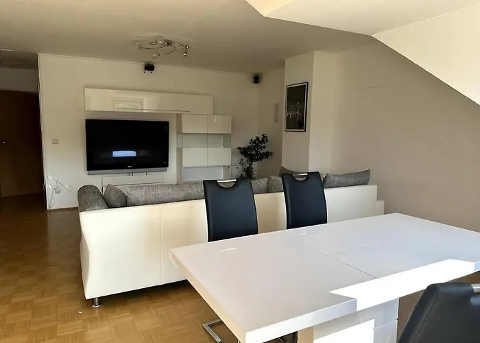 2-Zimmer-Wohnung Mit Balkon & Guter Anbindung In Aschaffenburg