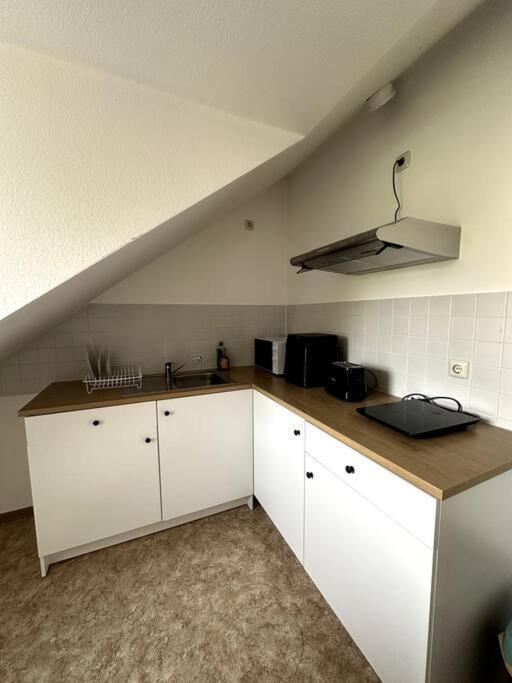 2-Zimmer-Wohnung Mit Balkon & Guter Anbindung In Aschaffenburg Appartement
