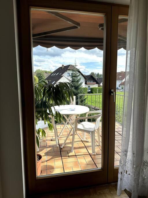2-Zimmer-Wohnung Mit Balkon & Guter Anbindung In Aschaffenburg Appartement Aschaffenbourg